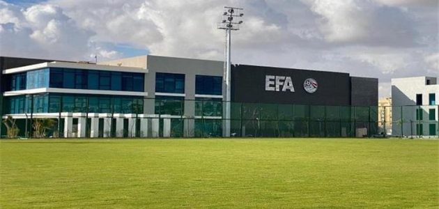 خاص | وقفة احتجاجية للحكام أمام اتحاد الكرة المصري